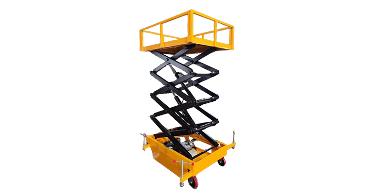 Quali sono i vantaggi dei carrelli elevatori idraulici con guardrail?